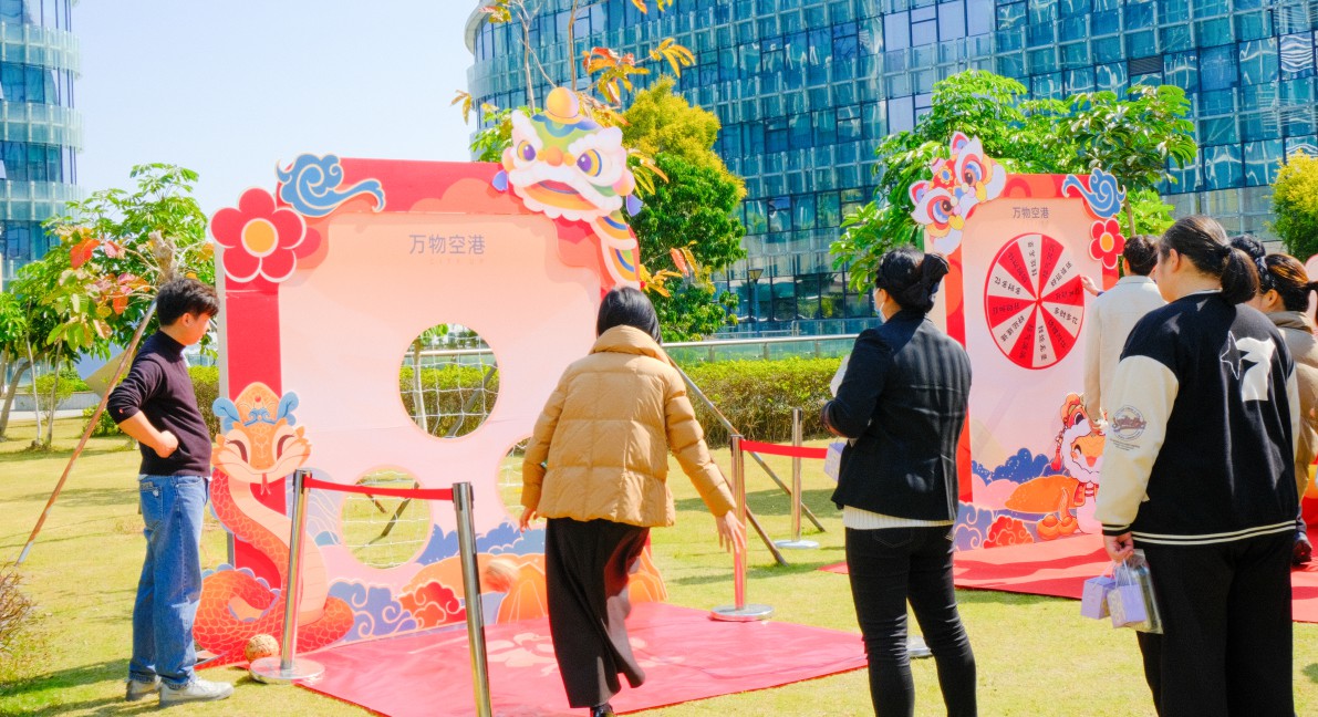 2025-公司网站展厅案例-4_P_60【6.1cm×3.3cm】